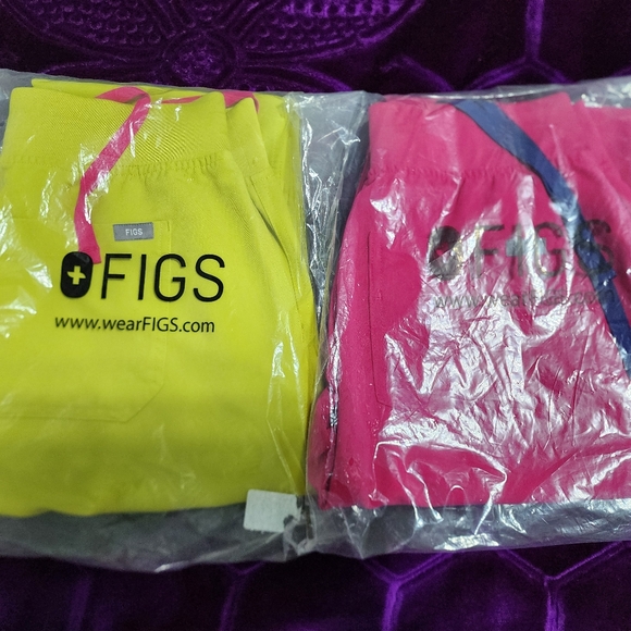 Figs Scrubs - Picture 4 of 8